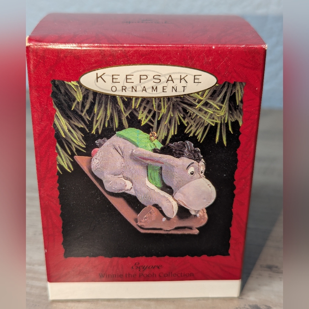 1993 Hallmark EEYORE On Toboggan Sledding Winnie The Pooh Collection ORNAMENT